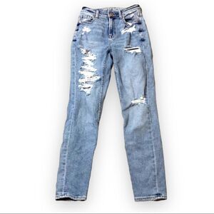 AMERICAN eagle stretch mom jean size 000 super distressed skinny legs